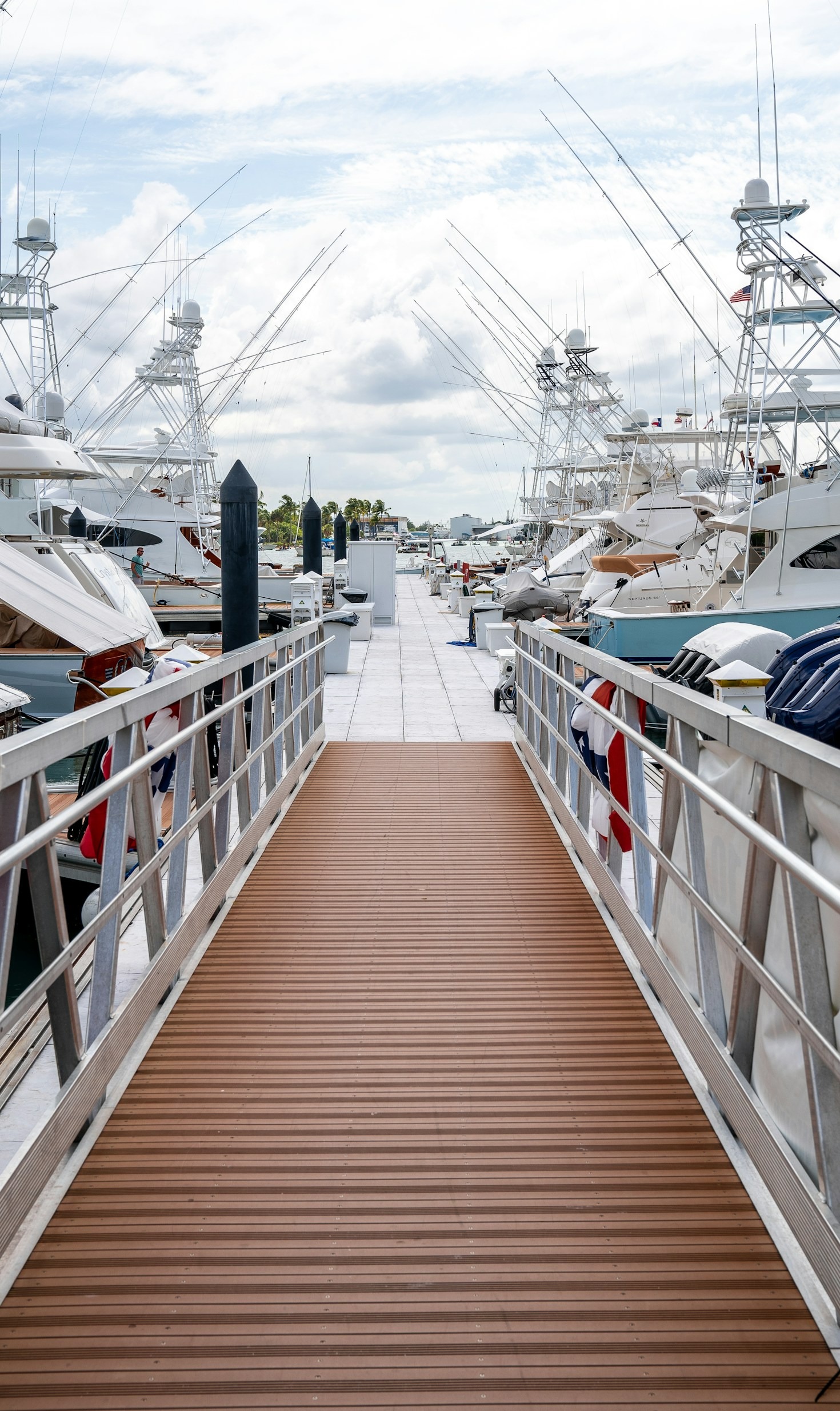 Top Destinations to Explore with Pulse Charters